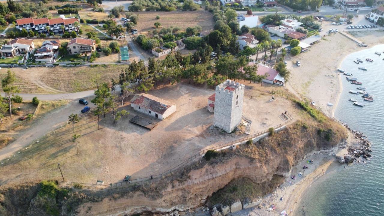 Néa Fókaia Villa Madeleine Tower View מראה חיצוני תמונה