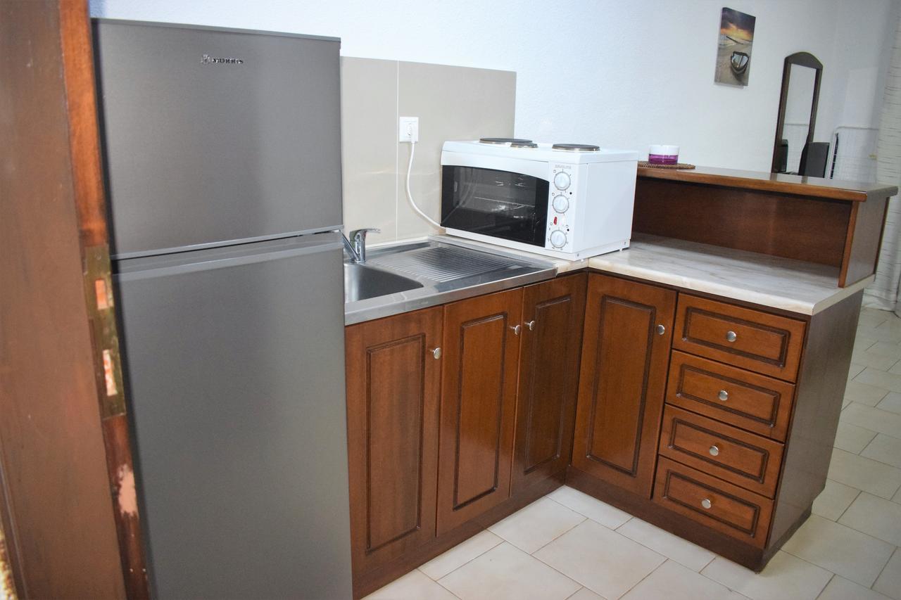 Néa Fókaia Villa Madeleine Tower View מראה חיצוני תמונה